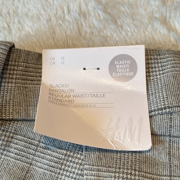 H&M ankle length gray patterned pants with elastic waist - Picture 4 of 6